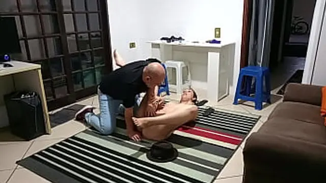 Seducing the loan shark with her ass to pay off her cuckold husband's debt 