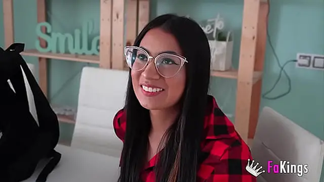 Lara Rey′s Juicy Latina Butt🍑 Craves A Huge Cock🍆! We′ll Satisfy Her Hunger