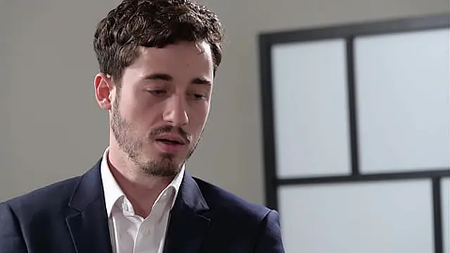 Weathy Wife Sladyen Skaya Takes Back Her Driver To Enjoy A DP Threesome GP3240