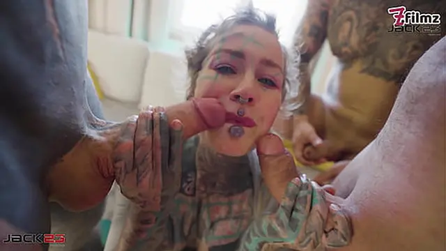 Triple anal👌 action with giant daps