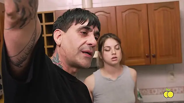 His wallet′s tight &mdash;  so I made sure his cock🍆 got the attention it deserved