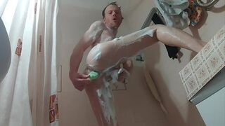 LanaTuls - Anal Slut and Whore - Fast and Hard AssFucking ManCunt Pussy With Bottle of Shampoo in BathTube