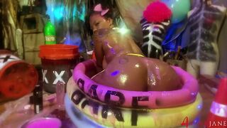 SEXY SLIMY MESSY EBONY ANAL GAPING