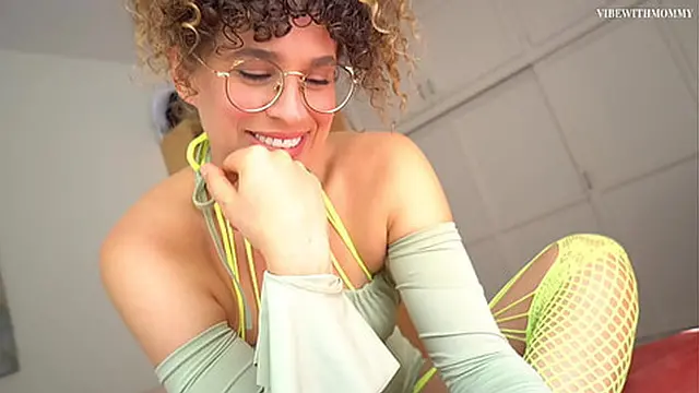 milfs Best Friend Surprises Me In Bed ANAL