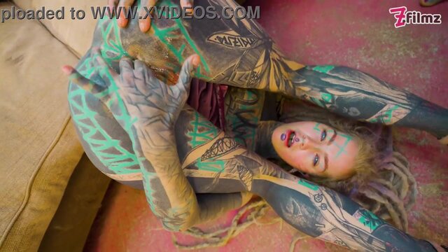 Sultry brunette ALT stunner gives a deepthroat oral with her petite and